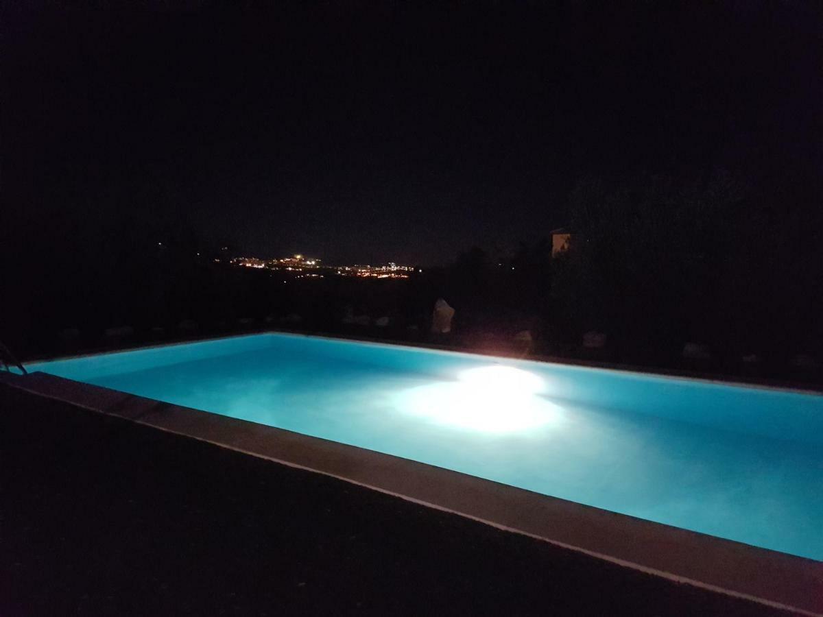 Apartamentos Rurales La Dehesa Del Acebuche Jaén Eksteriør billede