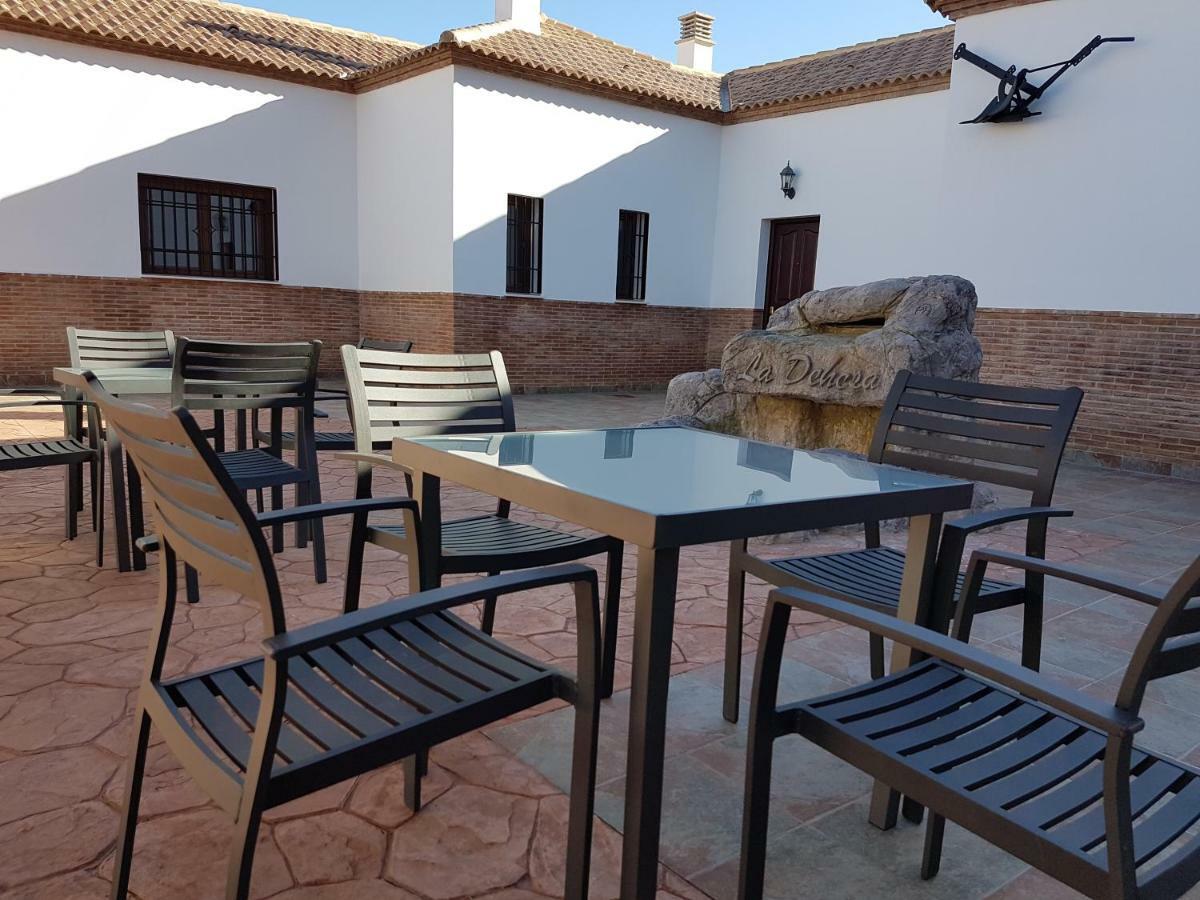 Apartamentos Rurales La Dehesa Del Acebuche Jaén Eksteriør billede